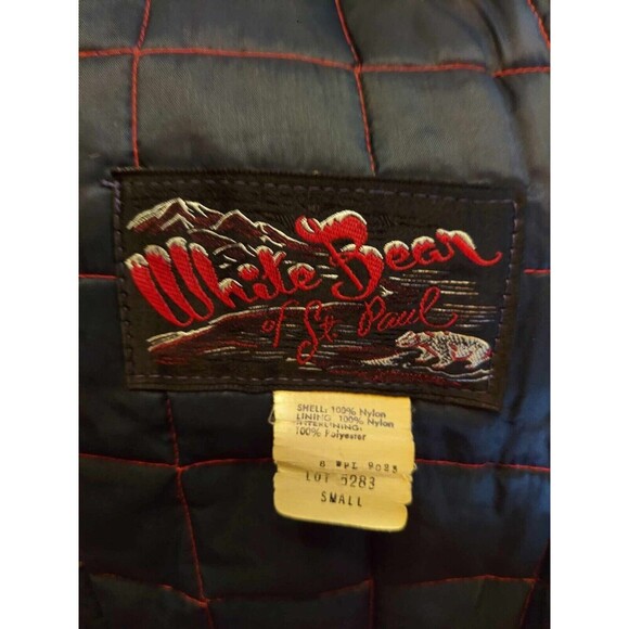 Vintage White Bear of St Paul Red Navy 1970's Quilted Button Puffer Coat Small - Picture 4 of 10
